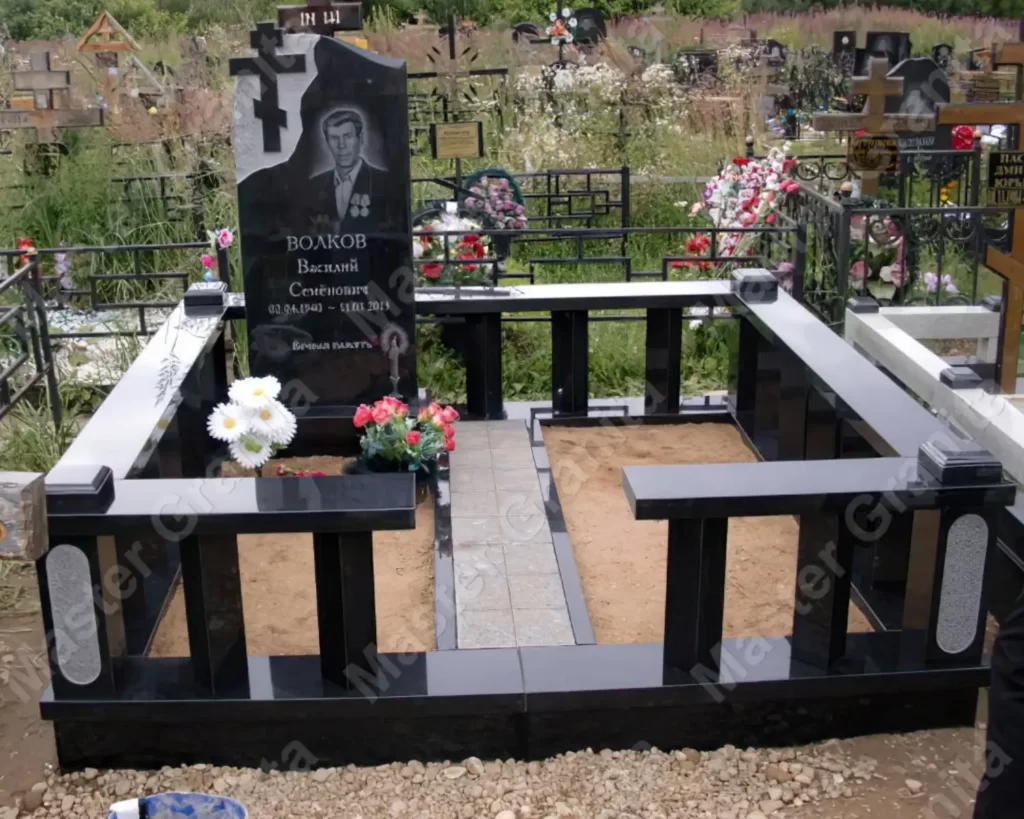 МЕМОРИАЛЬНЫЙ КОМПЛЕКС №020515