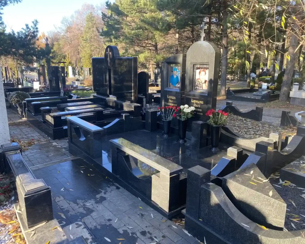 МЕМОРИАЛЬНЫЙ КОМПЛЕКС №030515