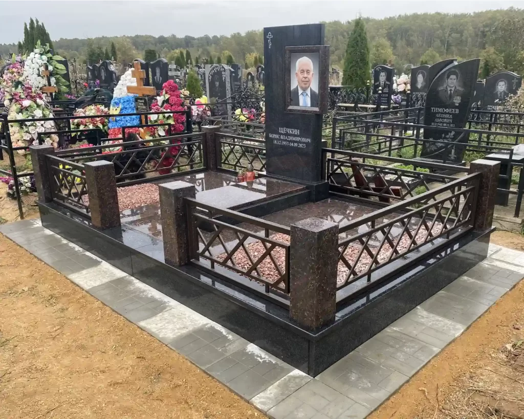 МЕМОРИАЛЬНЫЙ КОМПЛЕКС №070724